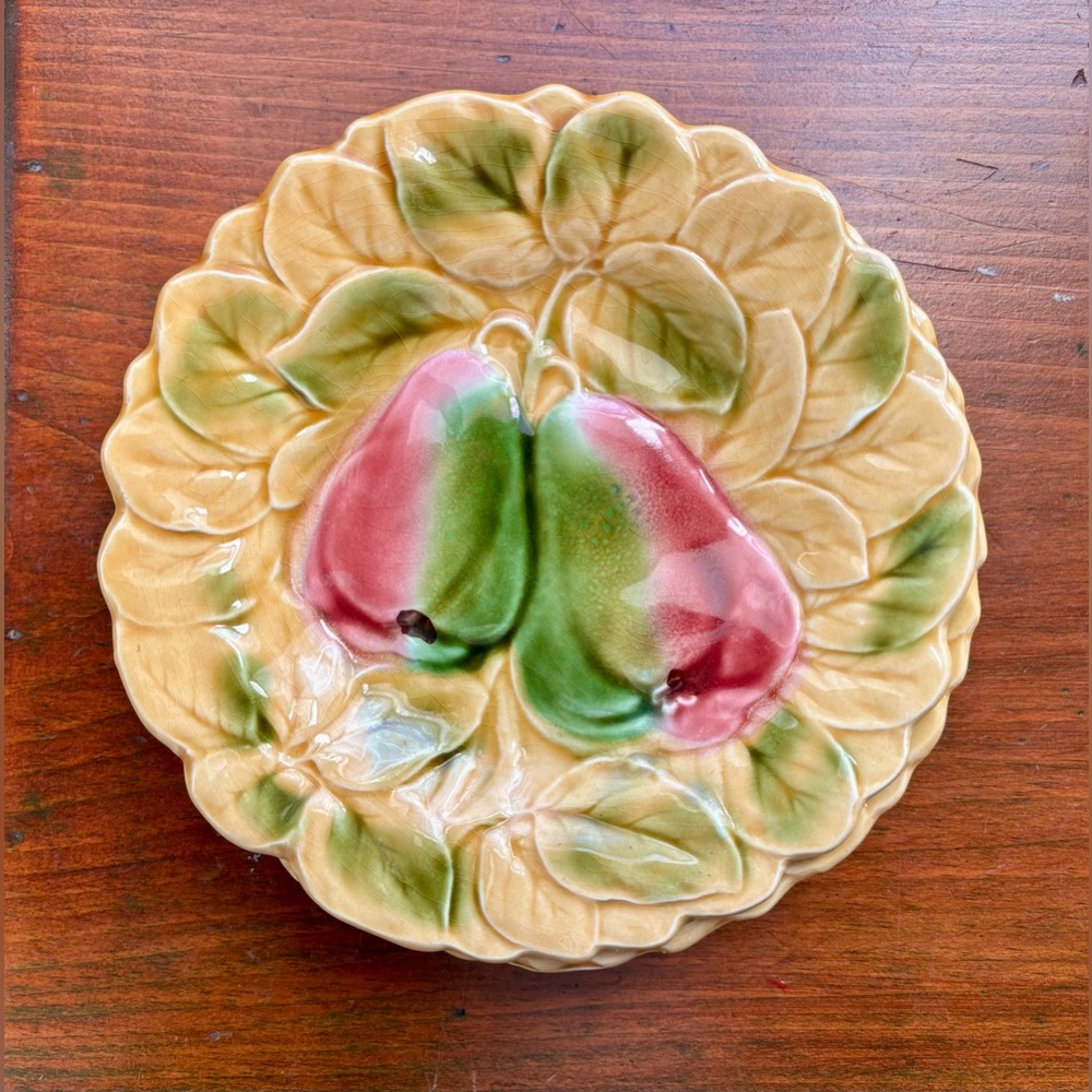 Antique/vintage Sarreguemines French majolica plates, 4 in excellent condition. - Picture 4 of 6